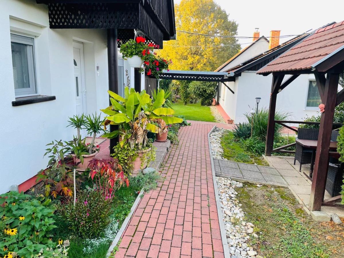 Ferienwohnung Noe Barkaja Vendeghaz Nagyrákos Exterior foto