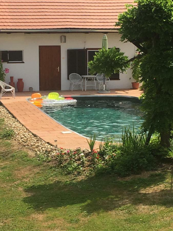 Ferienwohnung Noe Barkaja Vendeghaz Nagyrákos Exterior foto